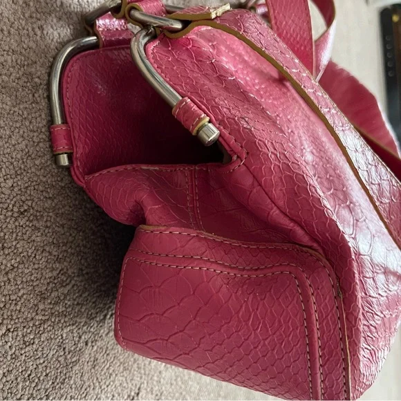 2/$20 Jaclyn Smith Faux Snakeskin Multi-Pocket Purse - Picture 7 of 15